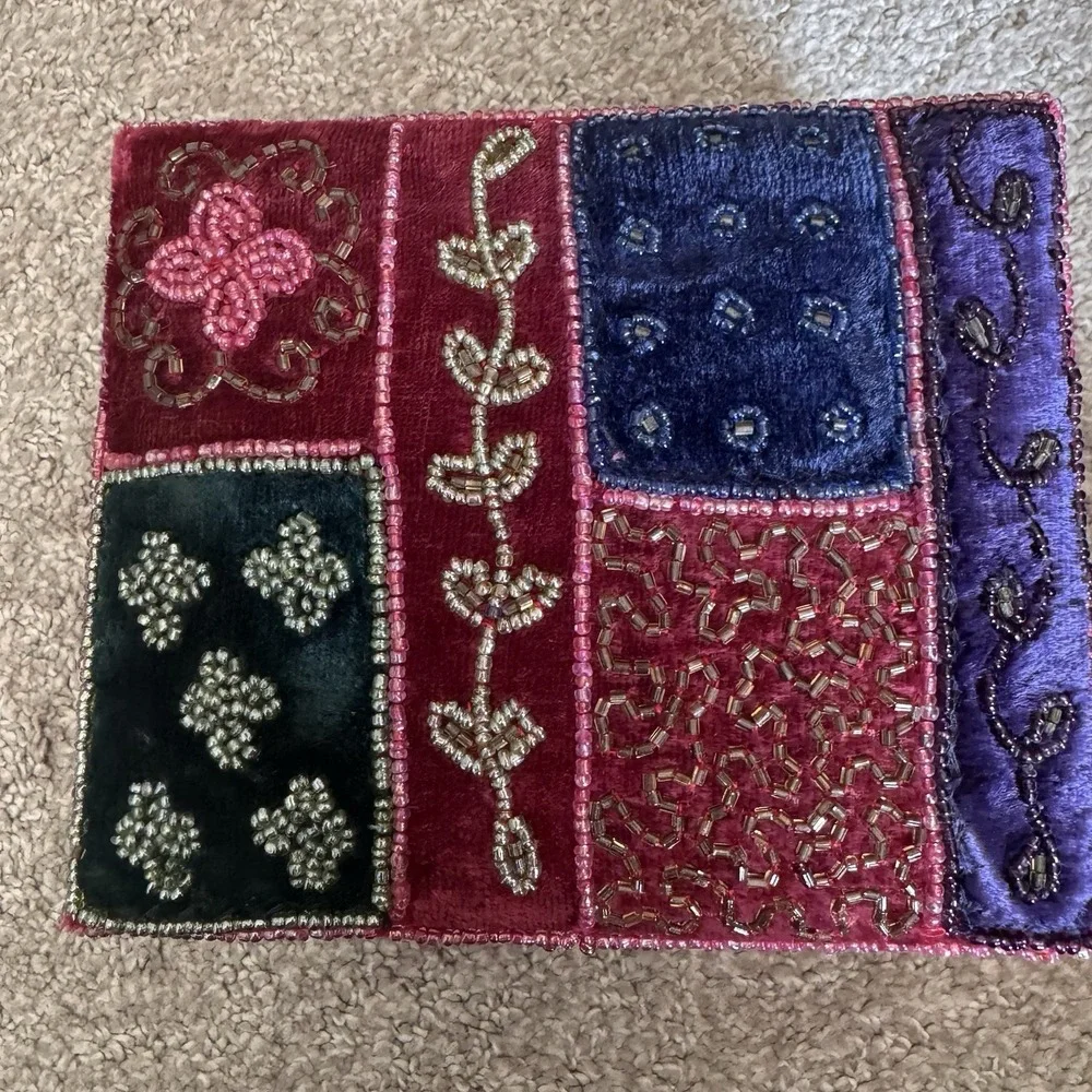 Vintage Seed Glass Beaded Velvet Trinket Box Hinged Lid Boho Gypsy Beautiful